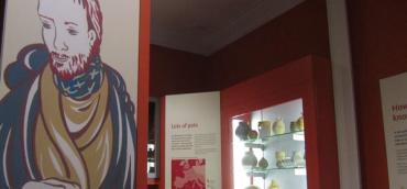 museum exhibition of Roman ceramic pots